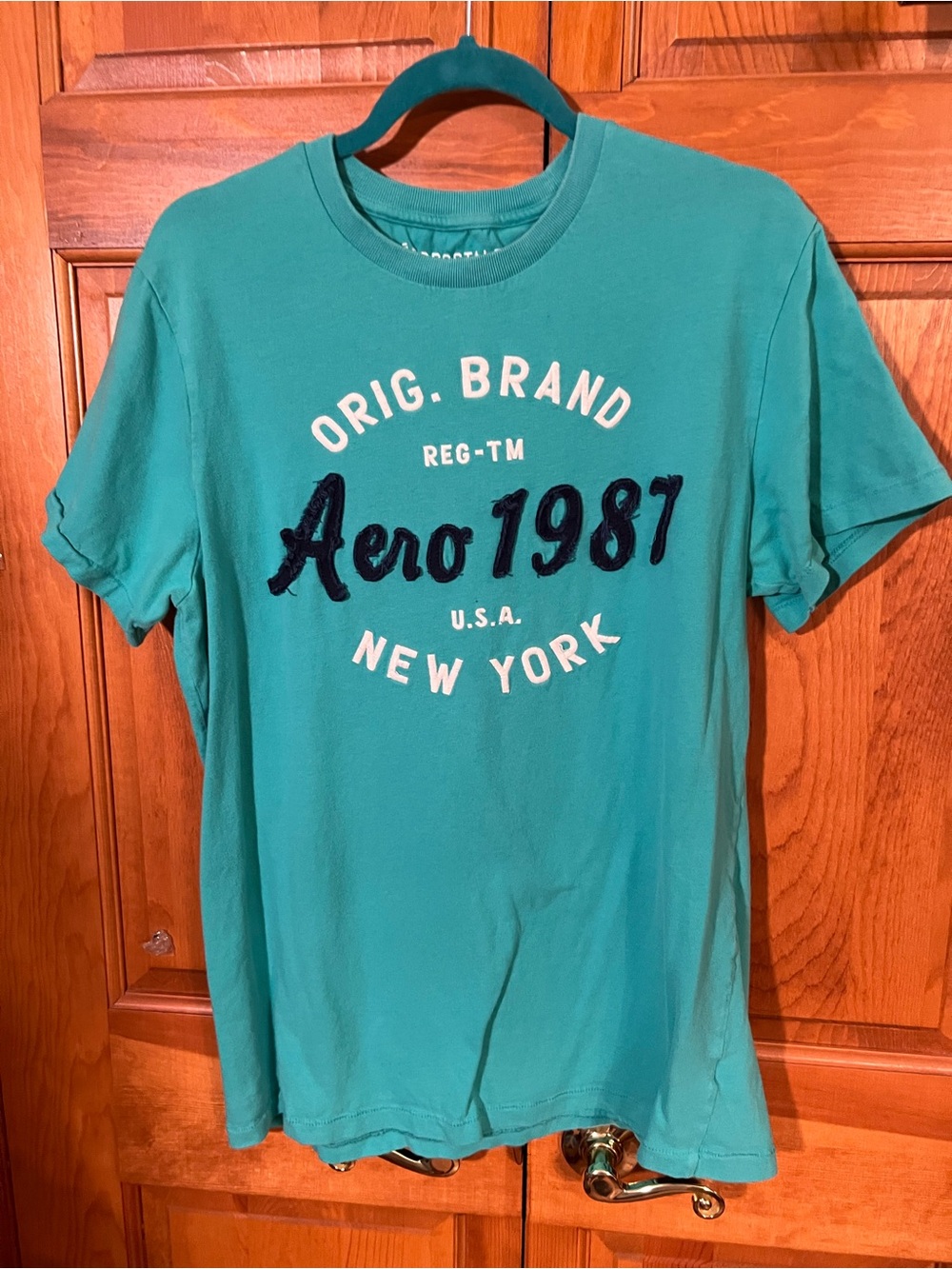 Aeropostale Teal Graphic Crewneck Tee with Navy Applique